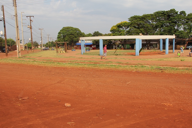 Prefeito assina ordem de serviço do Conjunto Triângulo 